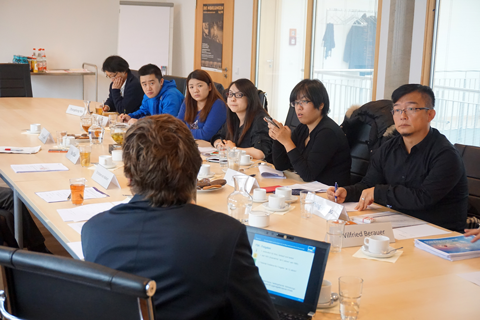 Besuch einer chinesischen Delegation im Deutschen Filmhaus